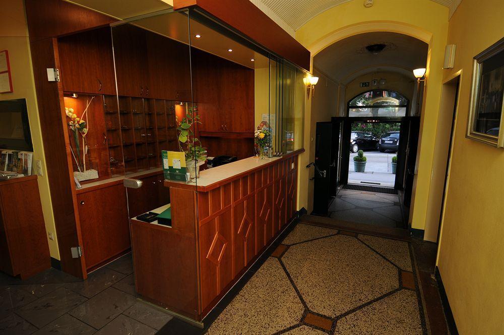Hotel Bergwirt Schönbrunn Wien