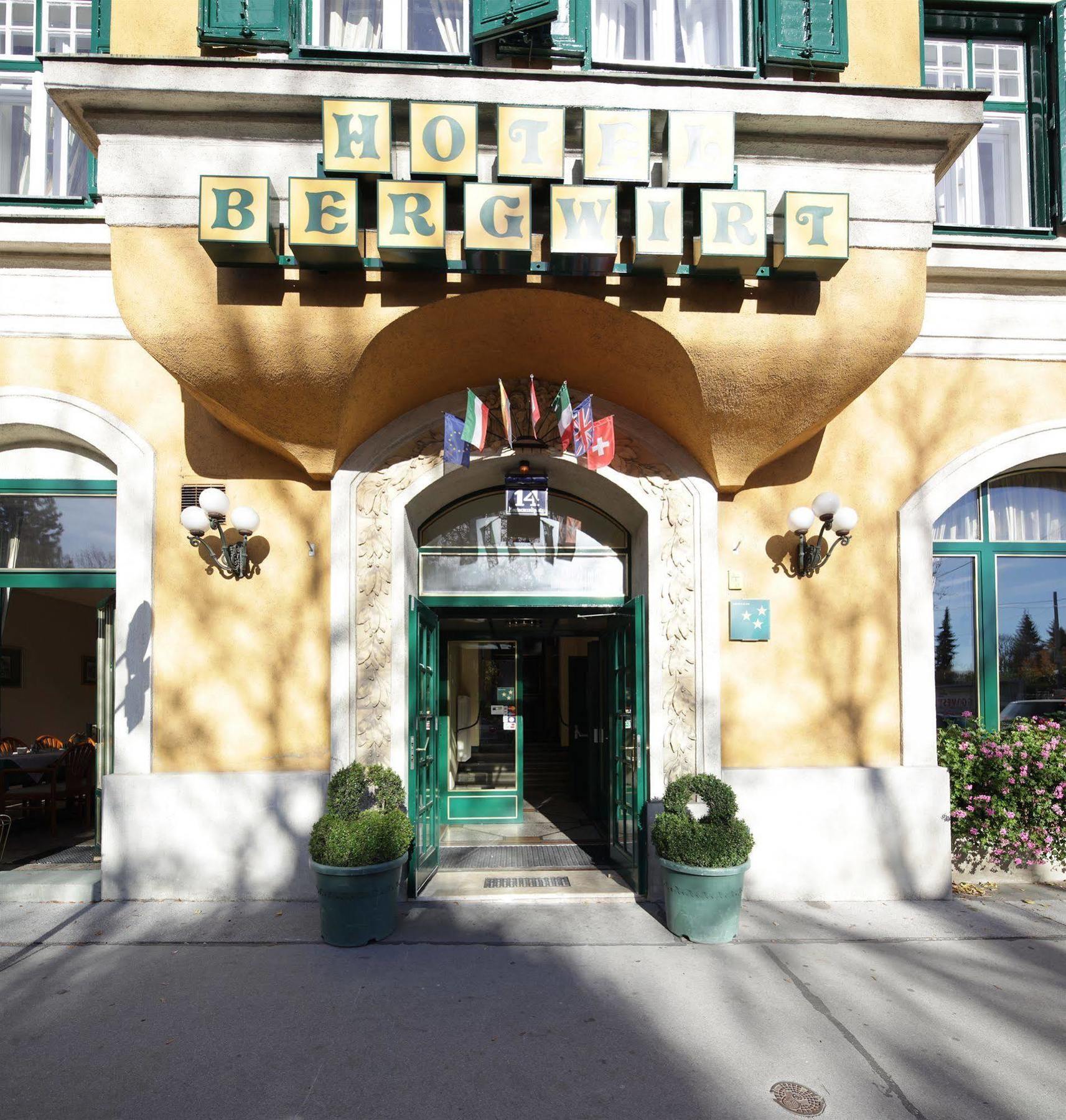 Bergwirt Schönbrunn Hotel 3*