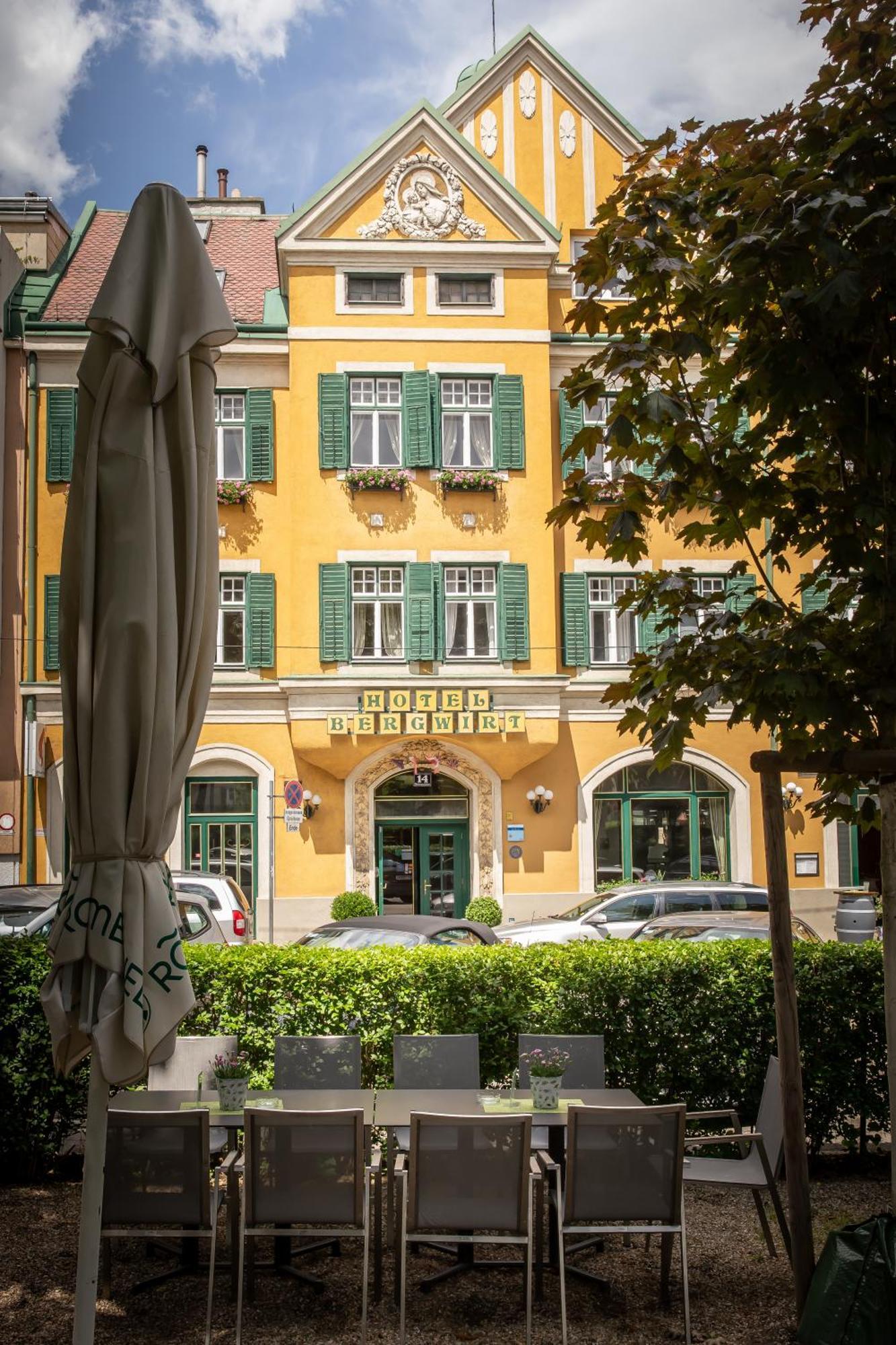Hotel Bergwirt Schönbrunn 3*